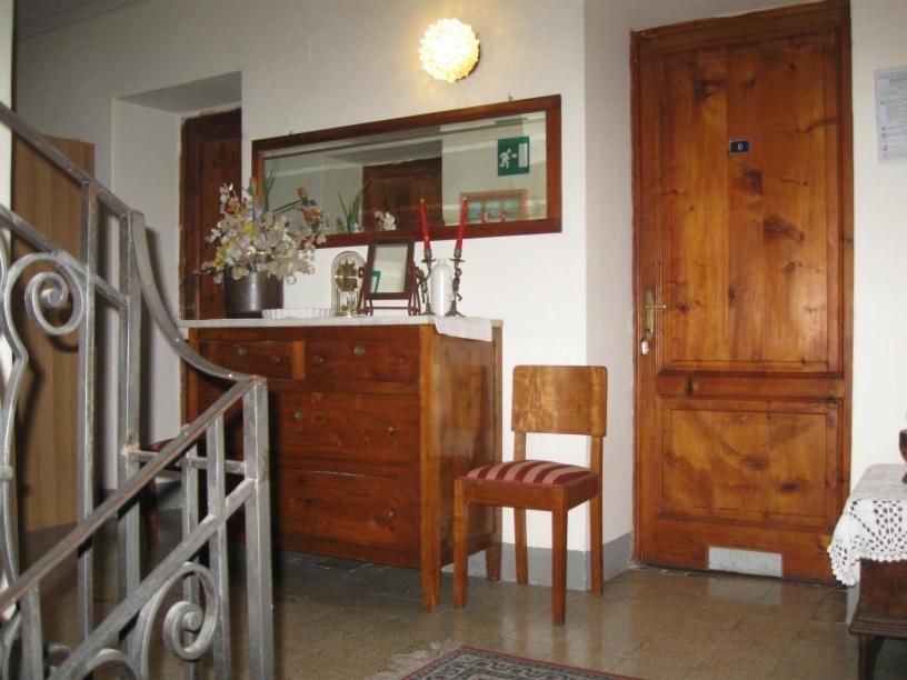 Albergo Ristorante Guidi Pistoia Exterior foto
